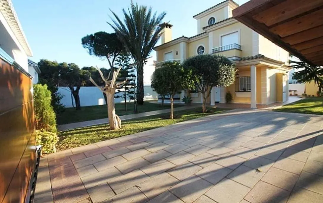 Chalet Junto A La Playa De La Barrosa Novo Sancti Petri